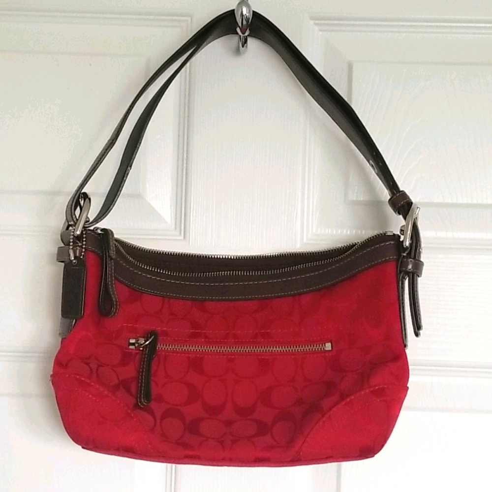 Coach Shoulder Bag - Brilliant Red